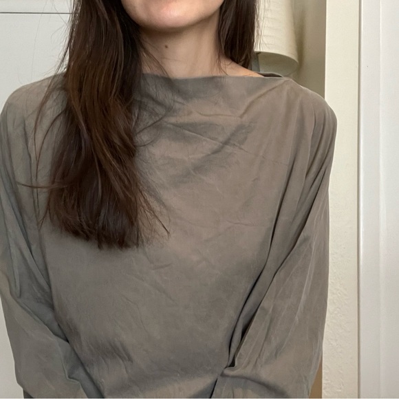 BLACK CRANE • folded neck dress - Picture 15 of 16